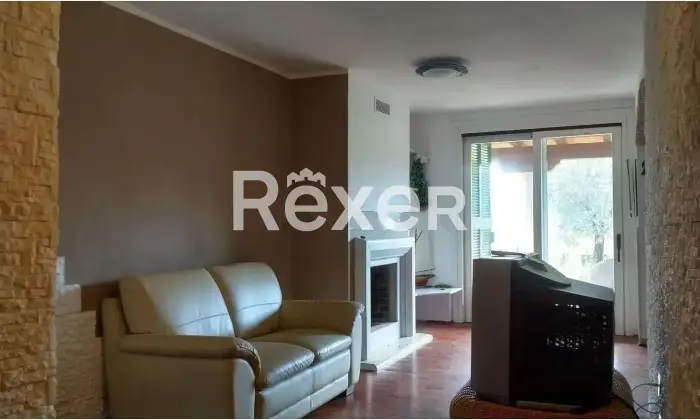 Rexer-Sarzana-Villetta-a-schiera-ristrutturata-a-metri-dal-mare-con-posto-auto-Altro