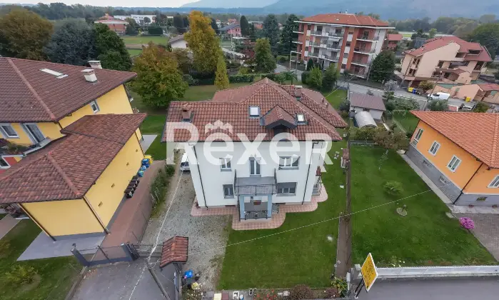 Rexer-Balangero-Casa-indipendente-bifamiliare-con-giardino-e-garage-Altro