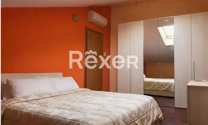 Rexer-San-Giorgio-di-Piano-Elegante-appartamento-su-due-livelli-con-terrazzo-e-garage-in-contesto-riservato-a-San-Giorgio-di-Piano-Altro