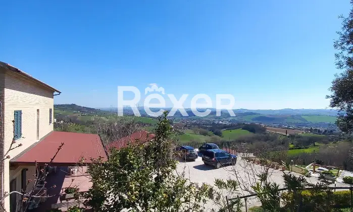 Rexer-Falerone-Casa-indipendente-ristrutturata-con-vista-panoramica-Altro