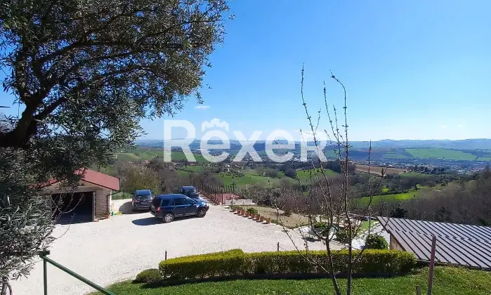 Rexer-Falerone-Casa-indipendente-ristrutturata-con-vista-panoramica-Altro