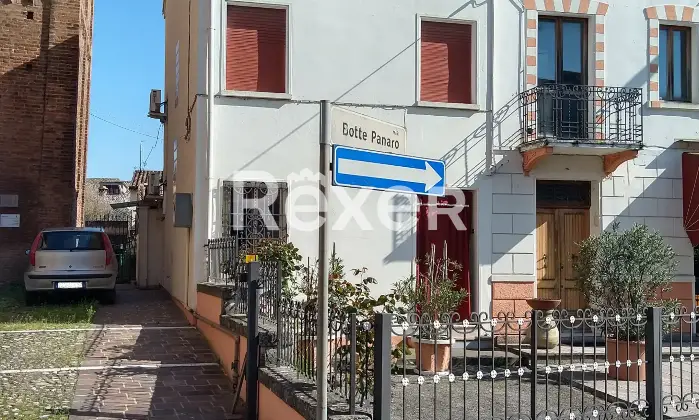 Rexer-Bondeno-Porzione-di-casa-indipendente-in-vendita-in-Via-Botte-Panaro-a-Bondeno-Altro