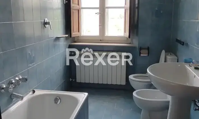 Rexer-Capannori-Vendesi-propriet-con-due-unit-indipendenti-e-ampio-terreno-Via-dei-Boschi-Capannori-LU-Altro