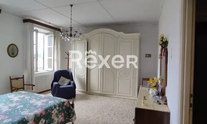 Rexer-Capannori-Vendesi-propriet-con-due-unit-indipendenti-e-ampio-terreno-Via-dei-Boschi-Capannori-LU-Altro