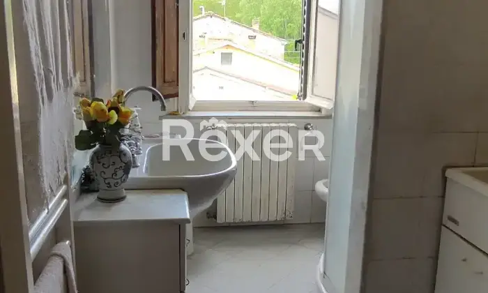 Rexer-Capannori-Vendesi-propriet-con-due-unit-indipendenti-e-ampio-terreno-Via-dei-Boschi-Capannori-LU-Altro