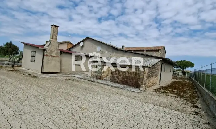 Rexer-Taglio-di-Po-Casa-di-campagna-con-capannone-in-vendita-in-Via-Lombardia-a-Taglio-di-Po-Altro