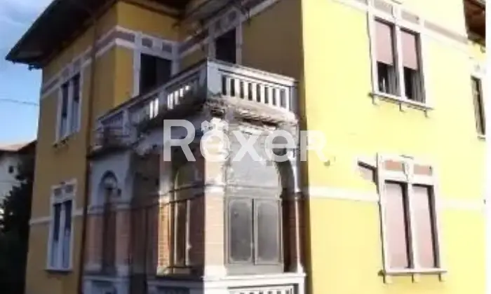 Rexer-Tradate-Villa-Liberty-di-Prestigio-con-Dependance-Giardino-Privato-e-Massima-Privacy-a-Tradate-Altro