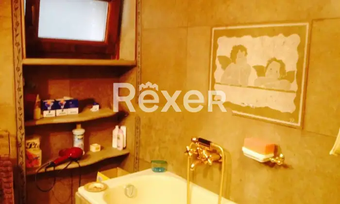 Rexer-Ischia-di-Castro-Open-space-in-vendita-in-via-San-Rocco-ad-Ischia-di-Castro-Altro