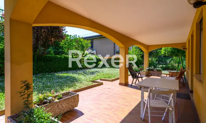 Rexer-Saccolongo-Villa-bifamiliare-con-due-unit-abitative-indipendenti-Altro