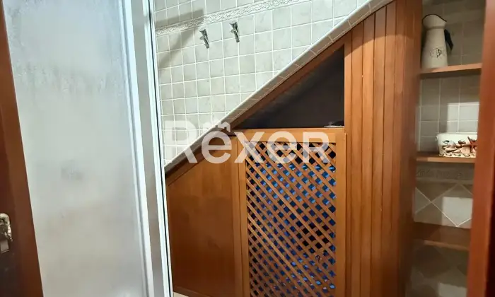 Rexer-Scilla-Terratetto-disposto-su-due-livelli-Altro