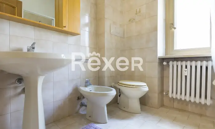 Rexer-Collegno-BILOCALE-CON-AMPIA-CANTINA-E-BOX-AUTO-Altro