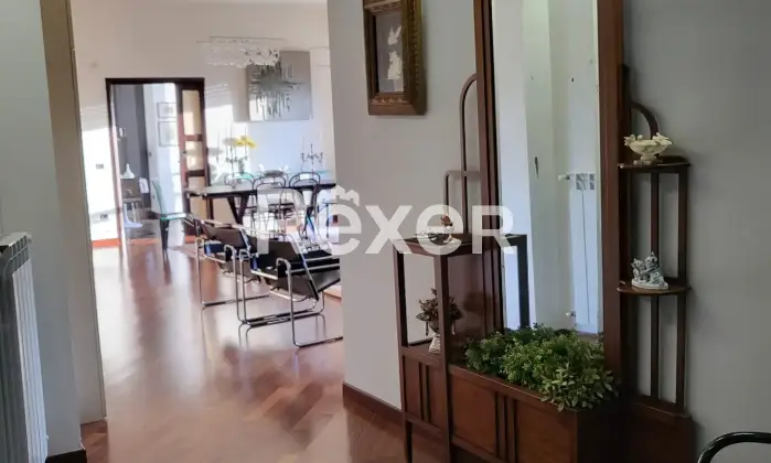 Rexer-Salerno-Luminoso-quadrilocale-con-terrazzo-panoramico-Altro
