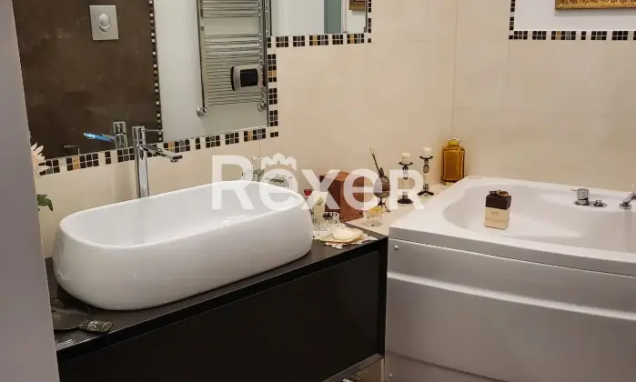 Rexer-Salerno-Luminoso-quadrilocale-con-terrazzo-panoramico-Altro