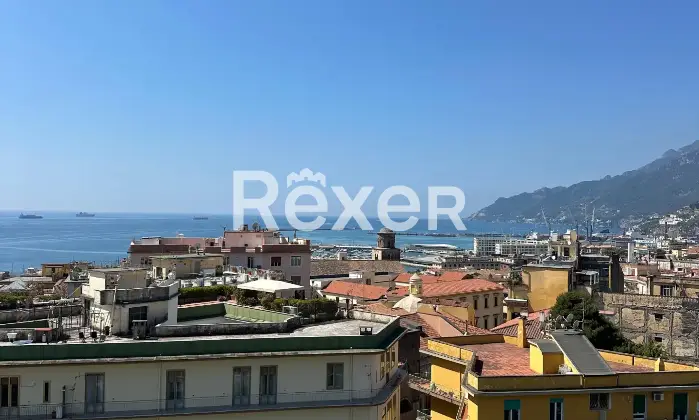 Rexer-Salerno-Luminoso-quadrilocale-con-terrazzo-panoramico-Altro