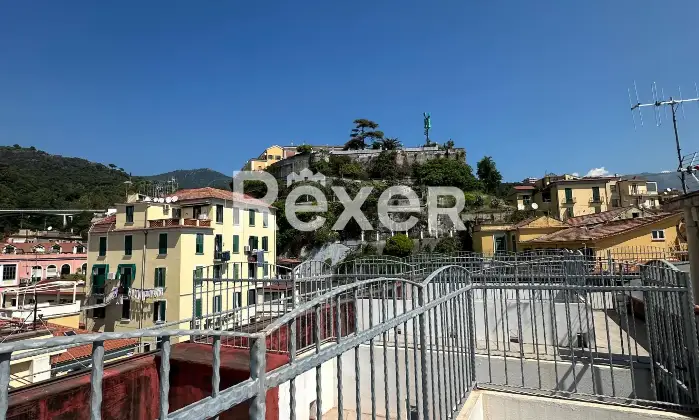 Rexer-Salerno-Luminoso-quadrilocale-con-terrazzo-panoramico-Altro