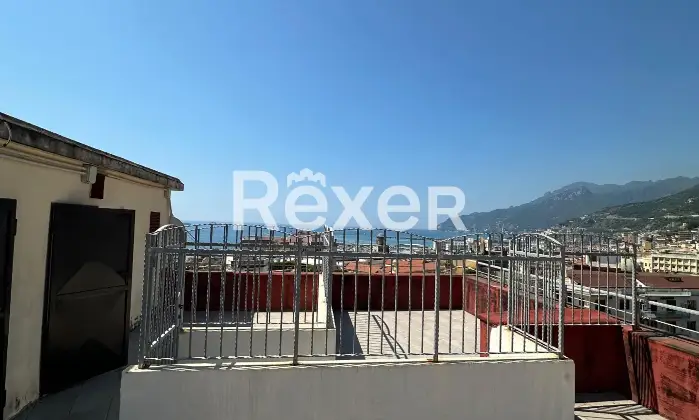 Rexer-Salerno-Luminoso-quadrilocale-con-terrazzo-panoramico-Altro