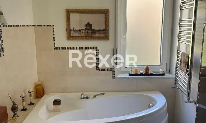 Rexer-Salerno-Luminoso-quadrilocale-con-terrazzo-panoramico-Altro
