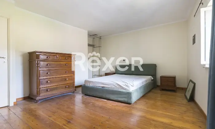 Rexer-Torino-Villetta-semi-indipendente-con-giardino-privato-Altro