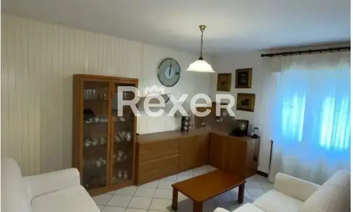 Rexer-San-Costanzo-Casa-a-schiera-su-due-livelli-nel-centro-storico-di-San-Costanzo-Altro