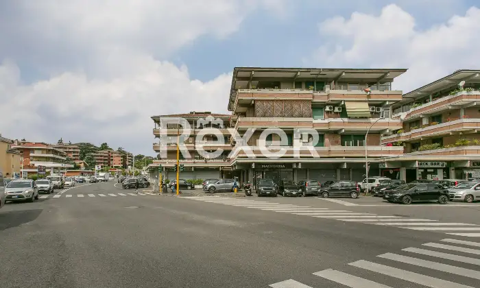 Rexer-Roma-Via-Portuense-appartamento-in-ottimo-stato-Altro