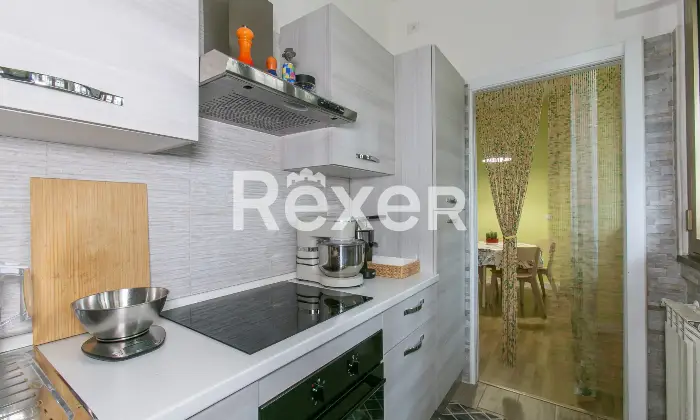 Rexer-Roma-Via-Portuense-appartamento-in-ottimo-stato-Altro