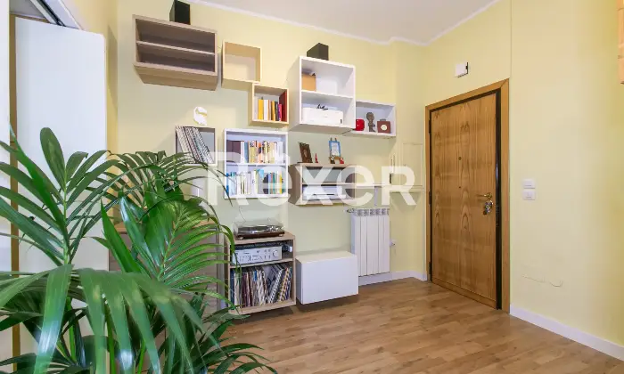 Rexer-Roma-Via-Portuense-appartamento-in-ottimo-stato-Altro
