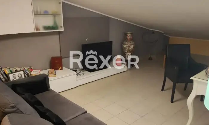 Rexer-Canino-Vendesi-appartamenti-indipendenti-in-Via-Guido-Caratelli-a-Canino-Altro