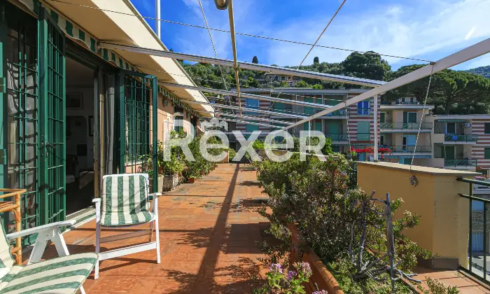 Rexer-Recco-Appartamento-con-Terrazzo-Fronte-Mare-e-Box-Auto-Altro