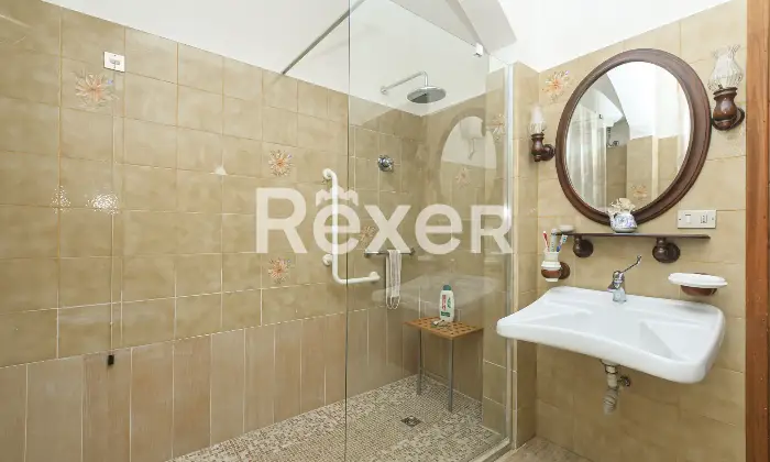 Rexer-Recco-Appartamento-con-Terrazzo-Fronte-Mare-e-Box-Auto-Altro
