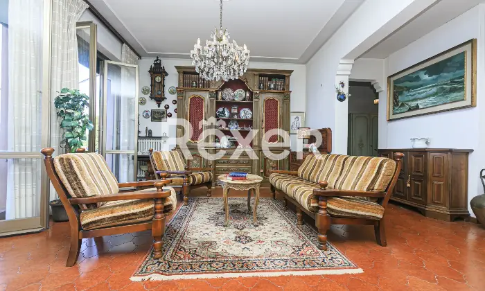 Rexer-Recco-Appartamento-con-Terrazzo-Fronte-Mare-e-Box-Auto-Altro