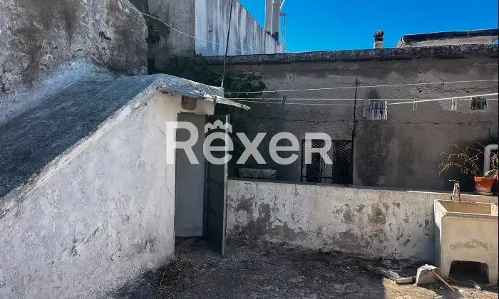 Rexer-Ischitella-Casa-su-due-piani-in-vendita-in-Via-Pietro-Giannone-ad-Ischitella-Altro
