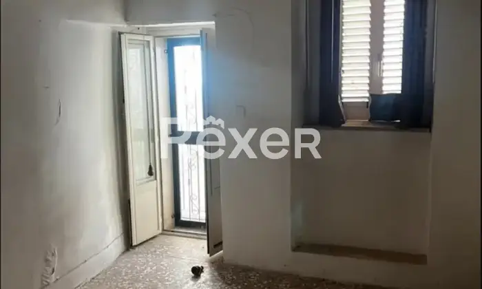 Rexer-Ischitella-Casa-su-due-piani-in-vendita-in-Via-Pietro-Giannone-ad-Ischitella-Altro