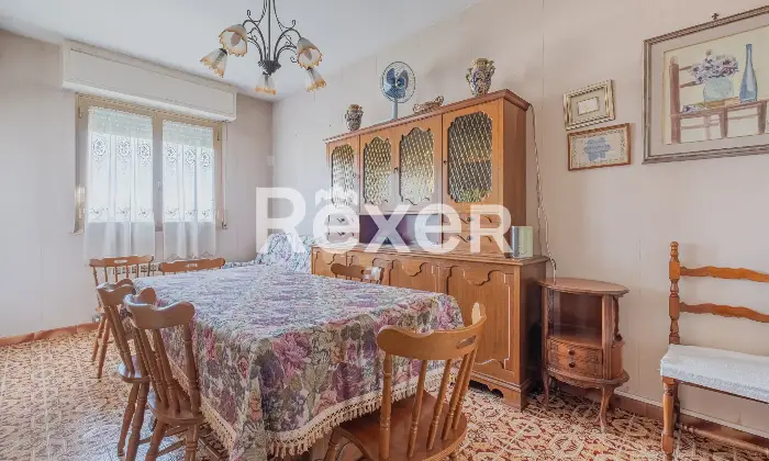 Rexer-Roma-Appartamento-in-Via-Carlo-Zaccagnini-Altro