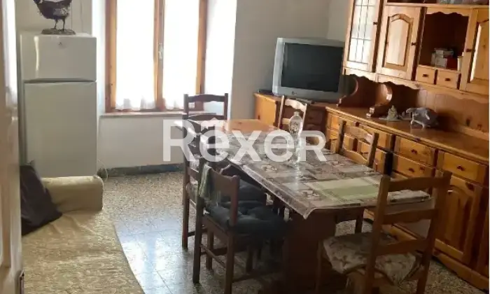 Rexer-Sassocorvaro-Auditore-Appartamento-spazioso-nel-centro-di-Mercatale-Sassocorvaro-Auditore-con-terrazzo-e-taverna-Altro