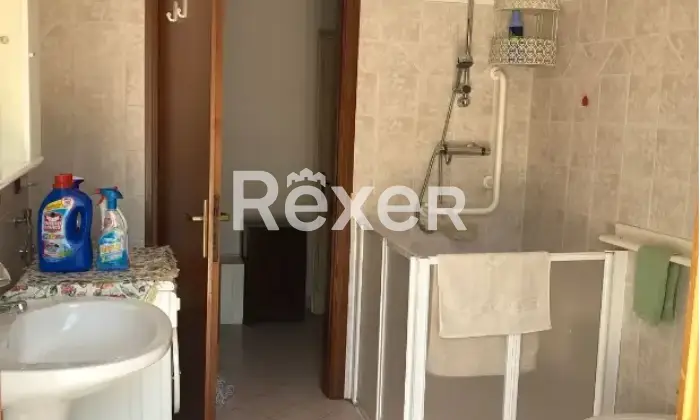 Rexer-Sassocorvaro-Auditore-Appartamento-spazioso-nel-centro-di-Mercatale-Sassocorvaro-Auditore-con-terrazzo-e-taverna-Altro