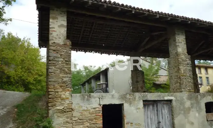 Rexer-Alta-Val-Tidone-Complesso-rurale-in-vendita-in-localit-La-Cannavuzza-ad-Alta-Val-Tidone-Altro