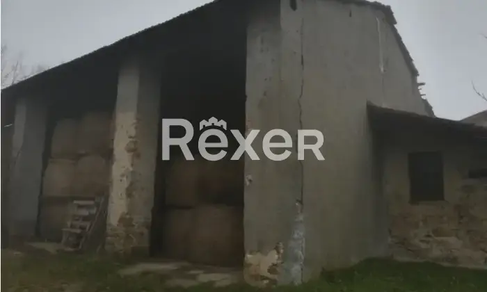 Rexer-Alta-Val-Tidone-Complesso-rurale-in-vendita-in-localit-La-Cannavuzza-ad-Alta-Val-Tidone-Altro
