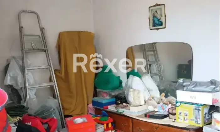 Rexer-Sarzana-Trilocale-in-vendita-in-Via-Cisa-a-Sarzana-Altro