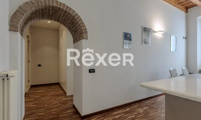 Rexer-Bergamo-Appartamento-ristrutturato-in-stabile-depoca-con-box-di-ampia-metratura-Altro