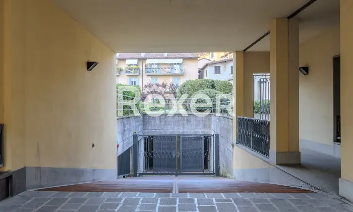 Rexer-Bergamo-Appartamento-ristrutturato-in-stabile-depoca-con-box-di-ampia-metratura-Altro