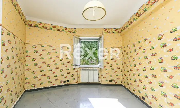 Rexer-Genova-Appartamento-Luminoso-con-Box-Auto-Altro
