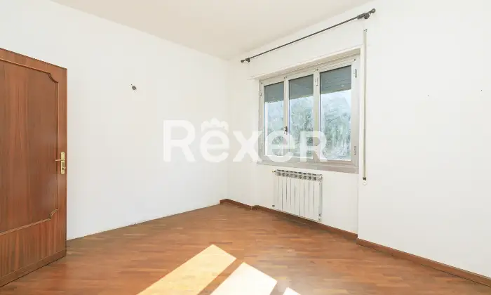 Rexer-Genova-Appartamento-Luminoso-con-Box-Auto-Altro