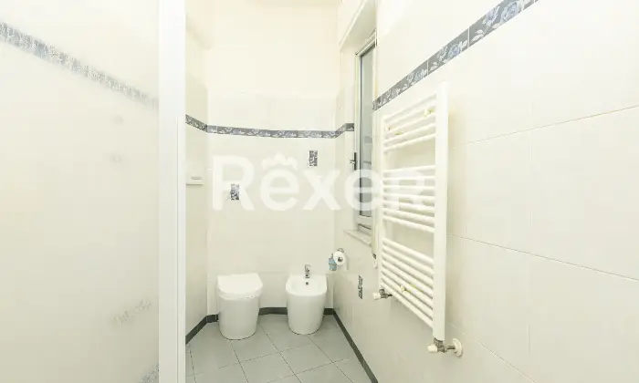 Rexer-Genova-Appartamento-Luminoso-con-Box-Auto-Altro