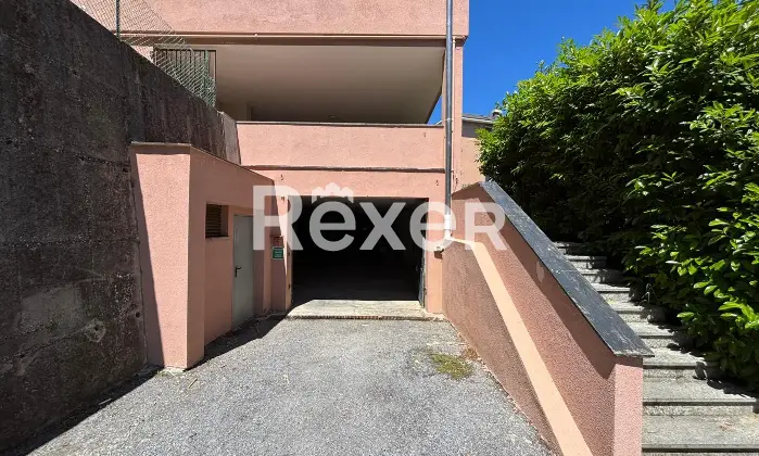 Rexer-Savona-Ampia-metratura-con-terrazza-pauto-e-cantina-Altro