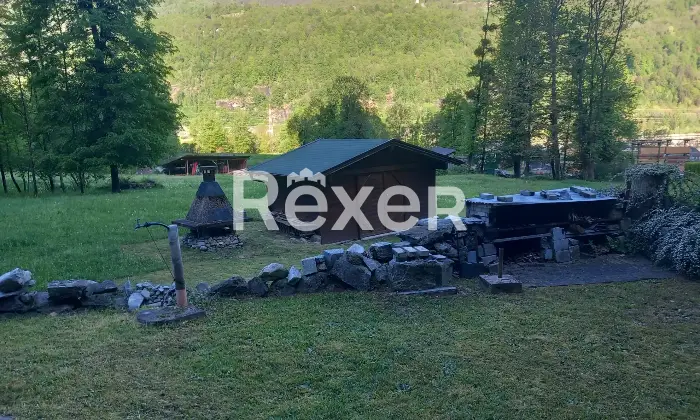 Rexer-Crodo-Vendesi-casa-indipendente-con-terreno-Frazione-Cantoni-Via-Cantoni-Altro