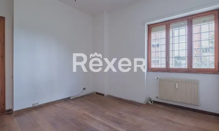 Rexer-Mostacciano-Appartamento-con-cantina-e-box-auto-Altro