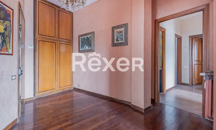 Rexer-Mostacciano-Appartamento-con-cantina-e-box-auto-Altro