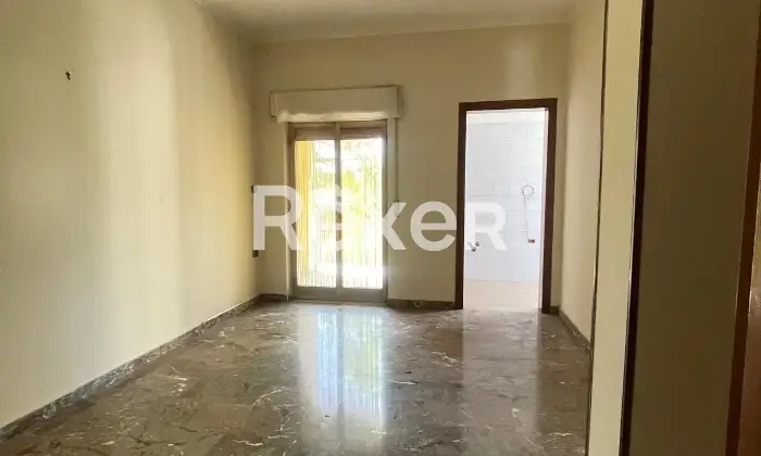 Rexer-Reggio-Calabria-Ampio-appartamento-con-ascensore-Altro