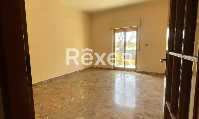 Rexer-Reggio-Calabria-Ampio-appartamento-con-ascensore-Altro