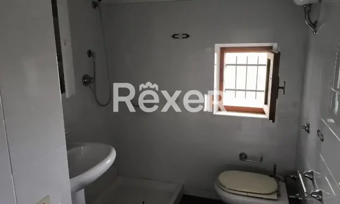 Rexer-Lapedona-Casa-di-paese-in-vendita-in-Largo-IV-Novembre-Lapedona-Altro